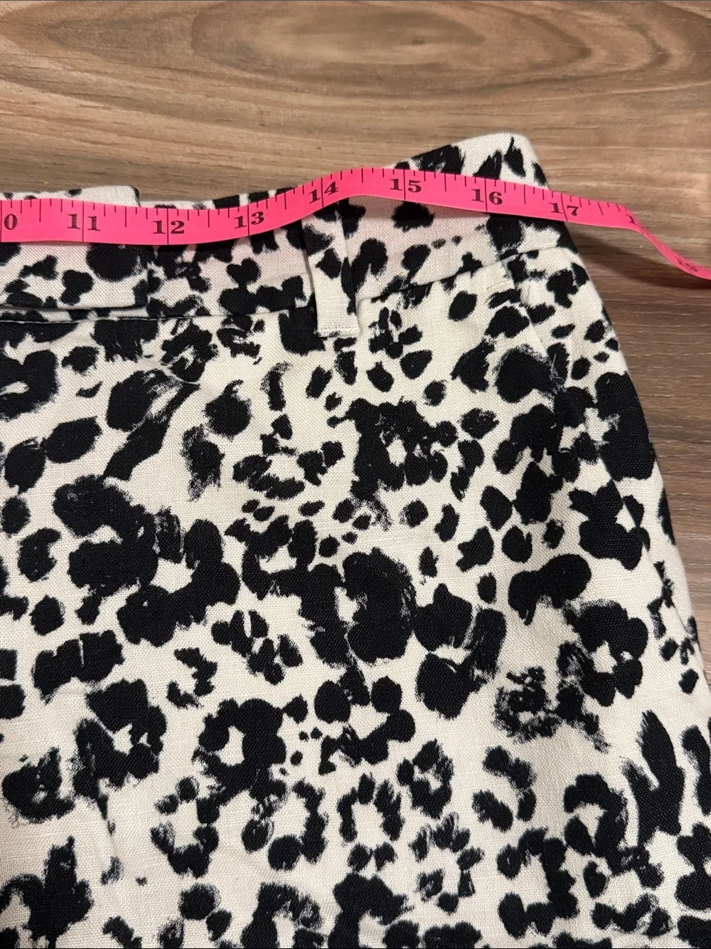 J CREW Scalloped Linen Cotton Animal Print Shorts Preppy Feminine Vacation Sz 8
